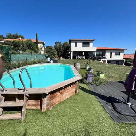 Belle Moderne Proche Du Sommet De L'elevage Villa Romagnat
