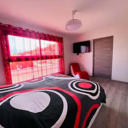Belle Moderne Proche Du Sommet De L'elevage Villa *
