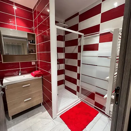 Belle Moderne Proche Du Sommet De L'elevage Villa *